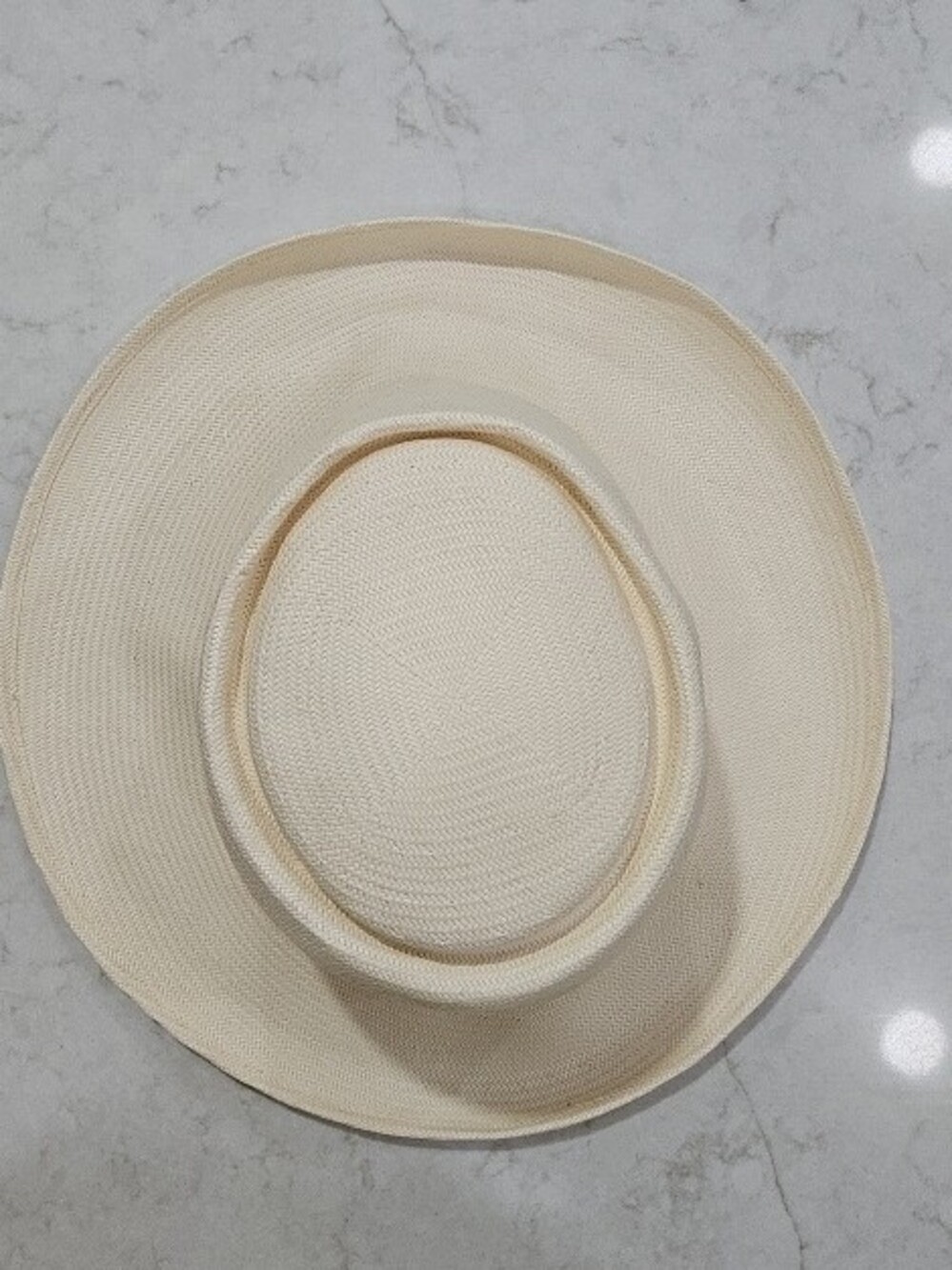 Women’s Cream Straw Sun Hat with Contrast Stitching - Picture 2 of 3